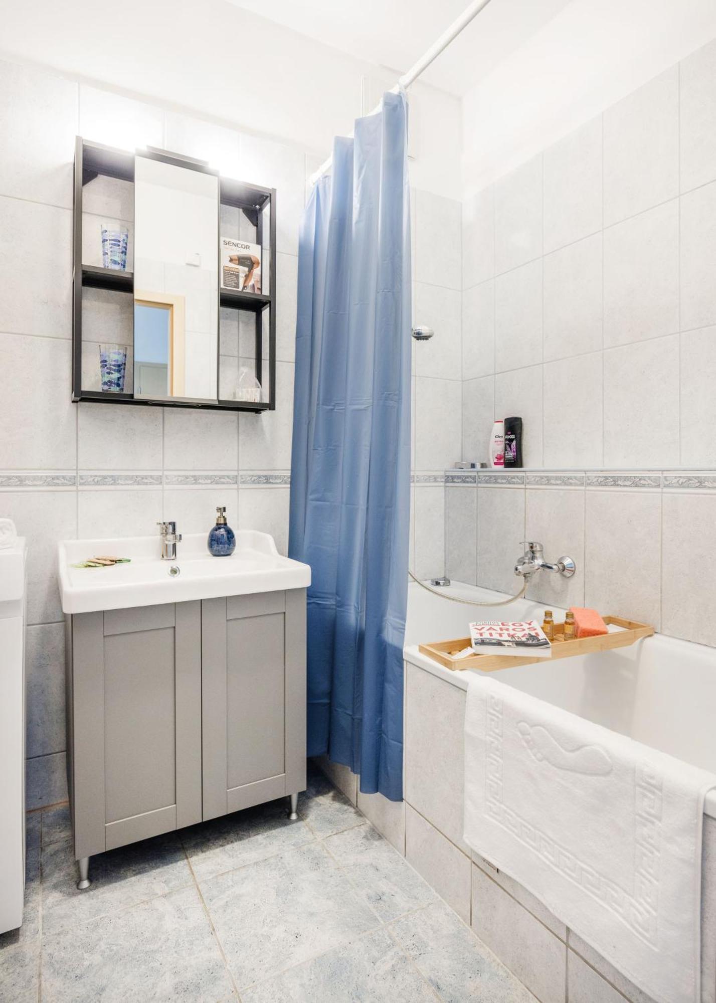Modern Two-Bedroom Apartment With Free Parking Budapest Eksteriør bilde